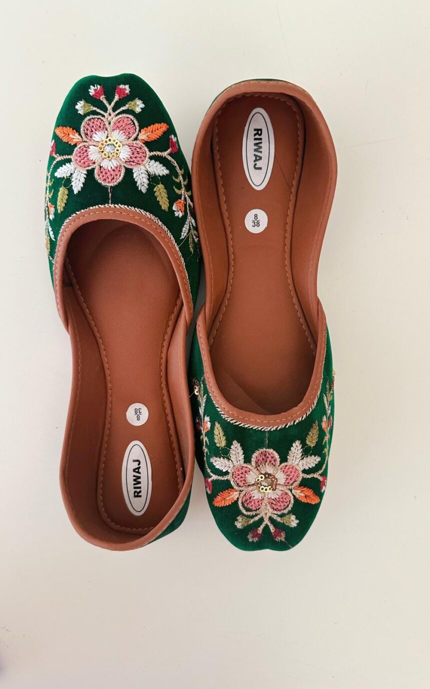 LADIES KHUSSA Green Embroidered – riwajsweden.com