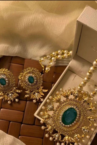 RAWAYAT Hanina Locket Set Green