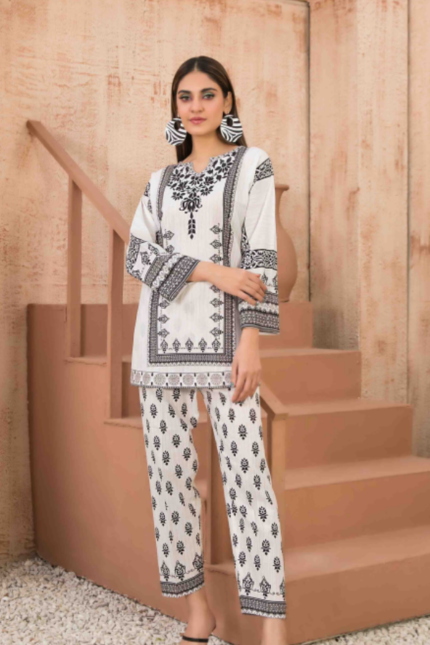 White Design Khaddar 2pc Suit