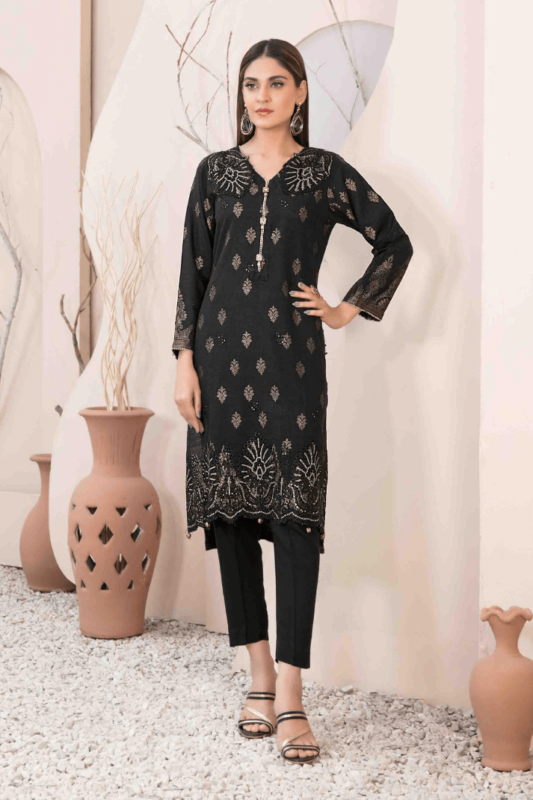 Daman-Embroidered-Khaddar-Broshia-Banarsi-Suit-Design-2-pic-1