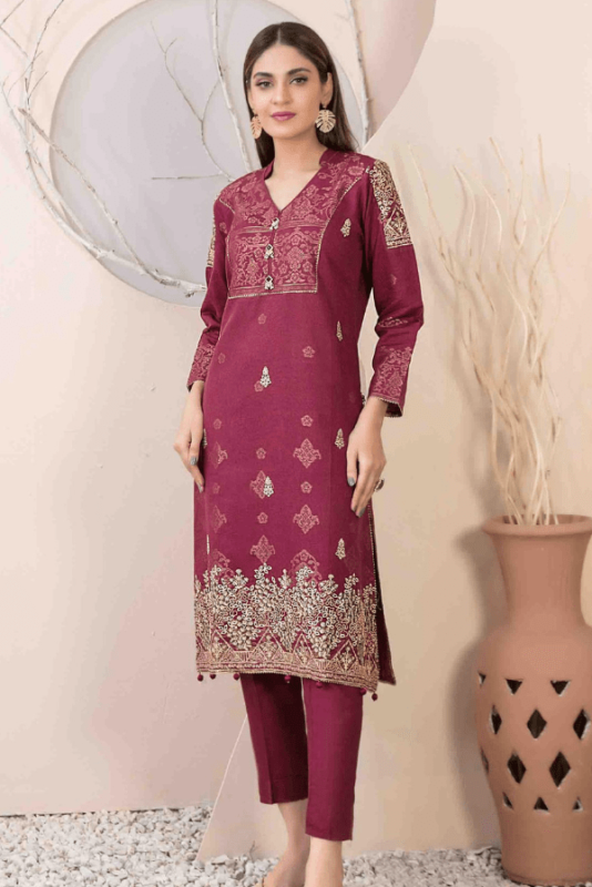 Daman-Embroidered-Khaddar-Broshia-Banarsi-Suit-Design-5-pic-1