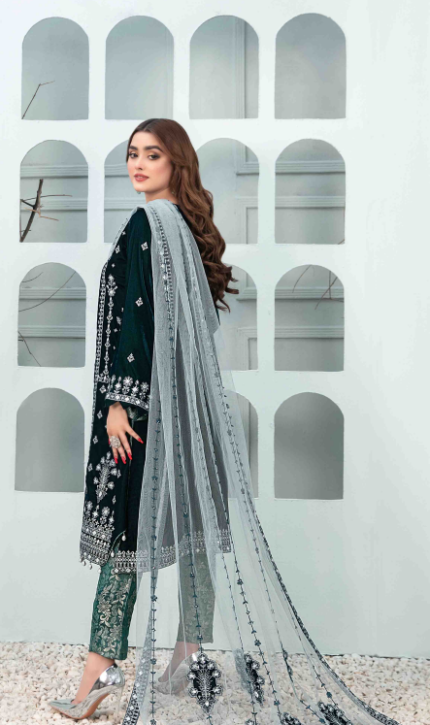 Fancy Heavy Embroidered Velvet Suit Design-4 pic-2