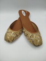 Chappal Khussa 02-3